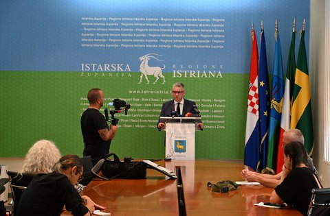 Il presidente Miletić: Continuiamo con tutti i progetti e le priorità che abbiamo definito
