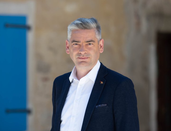 Župan Miletić u Hrvatskom Saboru: Kazne za bespravne graditelje su smiješne!