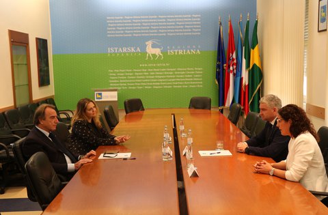 Firmato un Accordo di collaborazione con l'Associazione Dante Alighieri di Roma