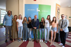 Istarski župan Boris Miletić primio kadetske prvakinje Hrvatske u odbojci na pijesku