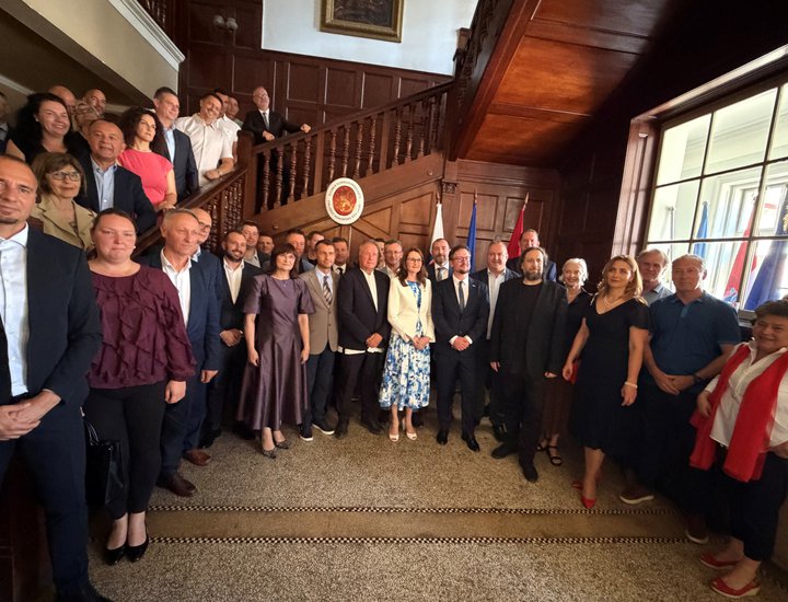 La Vicepresidente della Regione Gordana Antić all’inaugurazione del Consolato onorario della Repubblica di Finlandia a Pola