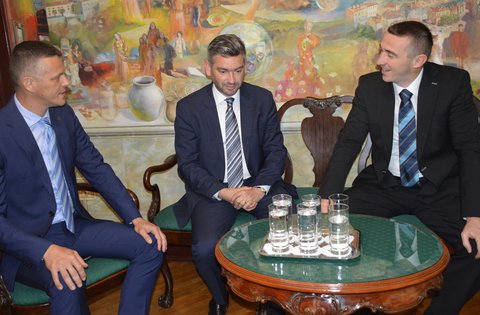 Il Presidente Flego e il Sindaco Miletić hanno appoggiato il progetto di rinnovo della torre dell'acquedotto di Vukovar