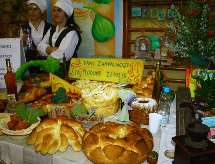 Dani kruha - dani zahvalnosti za plodove zemlje održani u Labinu