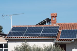 Pozivamo građane na informativnu radionicu o sufinanciranju solarnih panela, dizalica topline i punionica za električna vozila