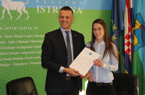 Il Presidente Flego: Il nunero dei beneficiari di borse di studio nella Regione Istriana è aumentato dell'80 %