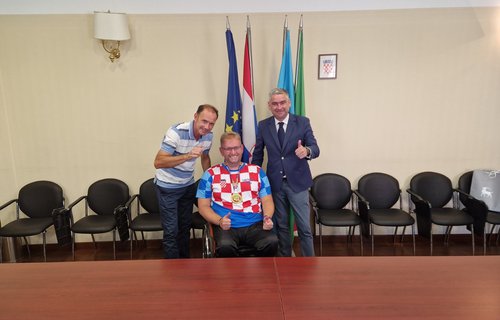 Il presidente Miletić ha organizzato il ricevimento per il campione europeo di parabocce Davor Komar