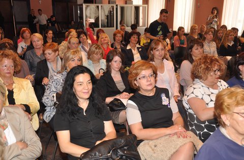Pola: l'Associazione  "Žene Europe - Donne D'Europa - Ženske Evrope - Women of Europe" per i pari diritti e la dignità