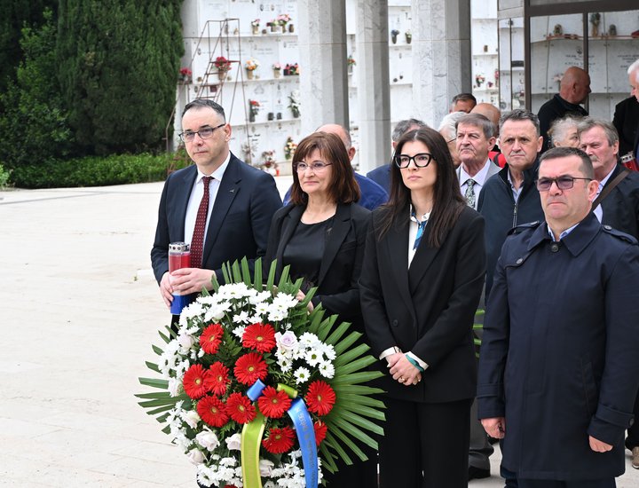 Položeni vijenci povodom Dana grada Pule