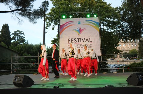 Aperto solennemente il V Festival della multiculturalità