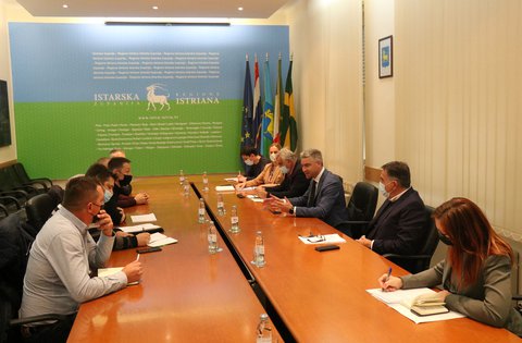 Župan Miletić održao radni sastanak s Općinom Motovun