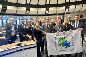 La vicepresidente della Regione Acquavita alla riunione del Consiglio dell'Alleanza Alpe-Adria a Bruxelles
