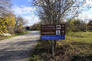 Istarska županija postavila prometnu signalizaciju na europskoj biciklističkoj ruti EuroVelo 9 kroz Istru