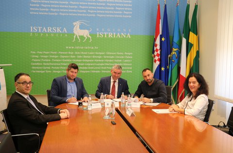 Zajedništvom Istarske županije i Općina Medulin i Svetvinčenat  do boljih uvjeta u osnovnim školama