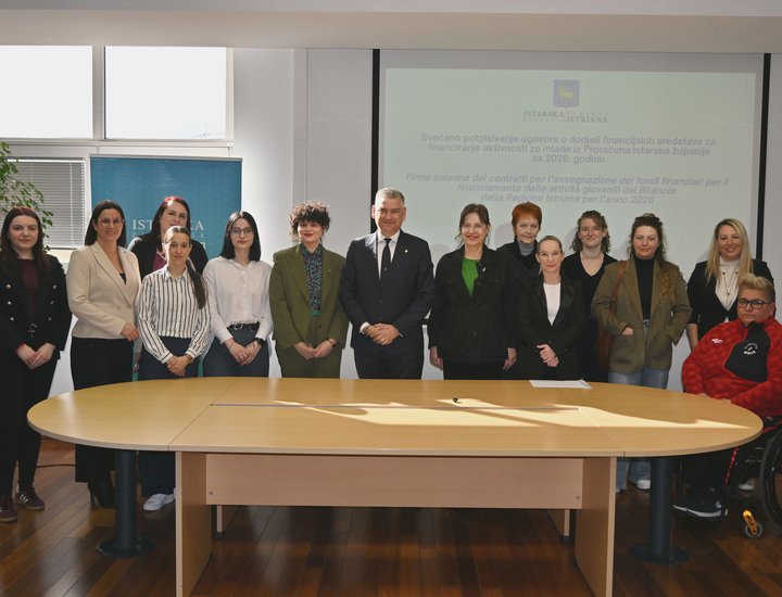 Župan Boris Miletić potpisao ugovore o financiranju aktivnosti za mlade u Istri