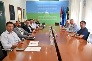 L’Autorità portuale regionale di Pola avvia la costruzione del secondo edificio sulla Riva di Pola