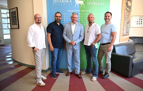 Župan Miletić primio članove grupe Night Express u povodu 20 godina uspješnog djelovanja