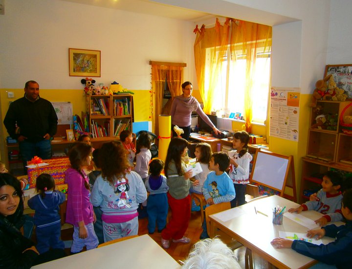 Istarska županija darovala mališane u dječjem vrtiću "Vesela kuća" - "Asando Cher"