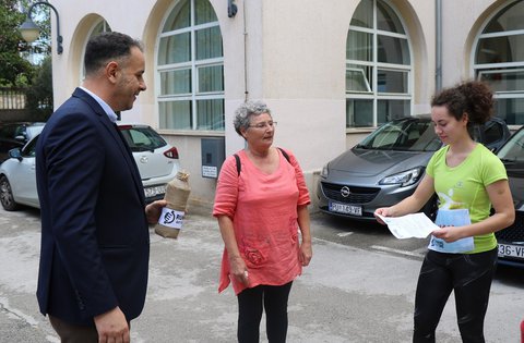 Lumeni iz Gimnazije posjetili Županiju i poslali važnu ekološku poruku