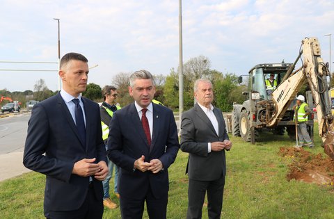 Aperti i lavori di continuazione del raddoppio delle corsie sulla tangenziale polese