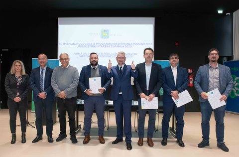 Župan Boris Miletić potpisao je ugovore za program „Poduzetnik Istarska županija 2025.“ s kreditnim potencijalom od 35 milijuna eura sa svim istarskim gradovim