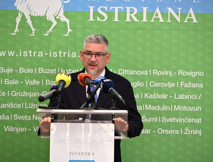 Župan Boris Miletić održao mjesečnu konferenciju za novinare