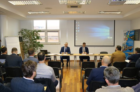 Prisutni gradonačelnici i načelnici prihvatili model vlasničkog i upravljačkog restrukturiranja Kaštijuna