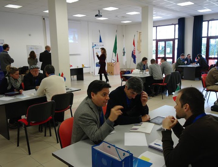 Pesaro: Održan tematski susret poduzetnika OIE i EE