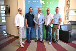 Il presidente Miletić ha ricevuto i membri del gruppo Night Express in occasione dei loro 20 anni di attività