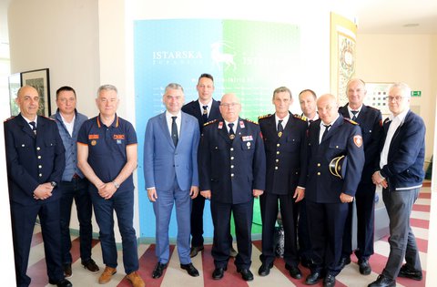 Župan Miletić zahvalio svim istarskim profesionalnim vatrogascima i dobrovoljcima