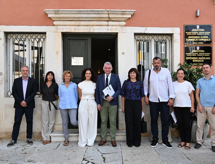 Il presidente della Regione Boris Miletić ha tenuto un incontro di lavoro con la sindaca del Comune di Orsera-Tina Slamar