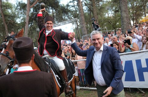 Si è tenuta la 50ª Corsa all’anello