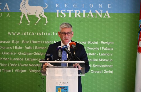 Župan Miletić održao mjesečnu konferenciju za novinare