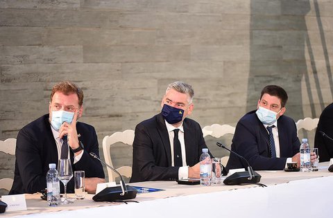 Župan Miletić od Vlade zatražio spuštanje ovlasti građevinske inspekcije