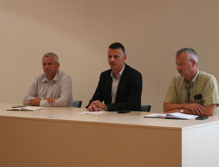 Župan Flego: Novi Zakon o lovstvu treba dugoročno riješiti problematiku šteta od divljači u prometu