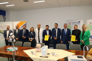 Consegna di una donazione di valore all'Ospedale generale di Pola