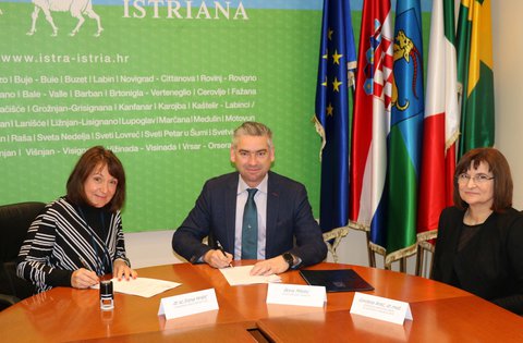 Potpisan ugovor o darovanju zgrade u Santorijovoj ulici u čijem će prostoru i dalje biti Hitna