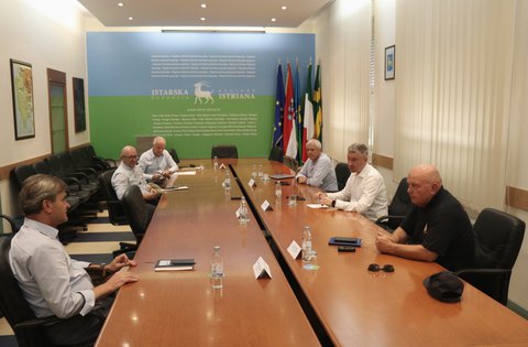 Mjere restrikcija korištenja pitke vode ostaju na snazi