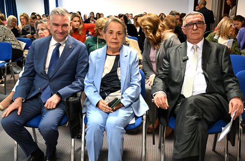 Otvoren dvodnevni Simpozij povodom 20. obljetnice djelovanja Centra za rehabilitaciju Down syndrom centar Pula