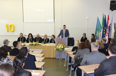 Celebrata solennemente la Giornata dell'Università  degli Studi Juraj Dobrila e il 10o anniversario della sua attività