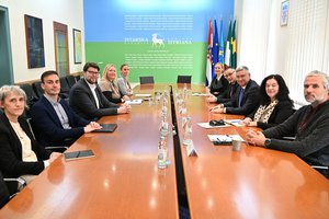 Istarski župan Miletić i gradonačelnik Pule Grbin suglasni o potrebi izgradnje sportske dvorane Gimnazije u Puli