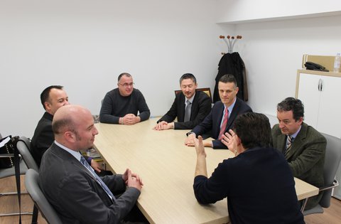 Il Presidente Flego assieme ai collaboratori in visita al Comune di Visignano