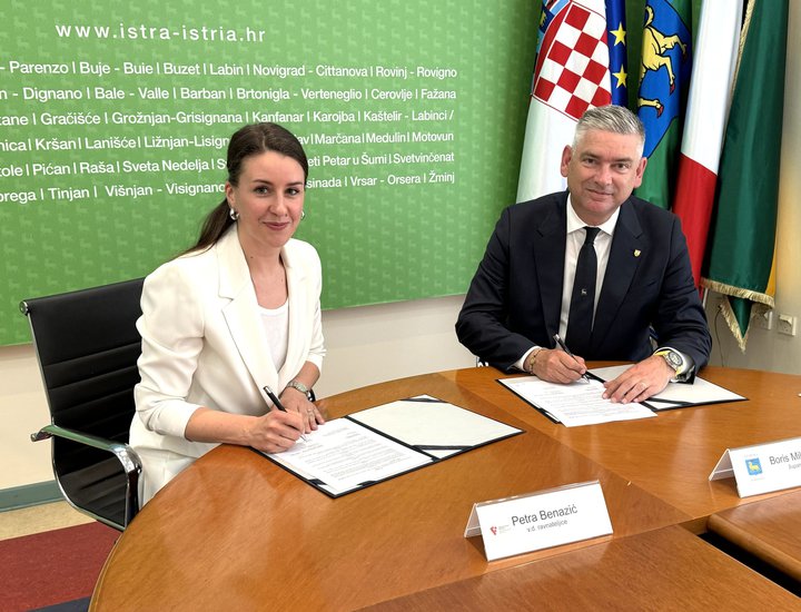 La Regione Istriana continua a investire con forza nella sanità: firmati contratti con tre istituti sanitari per rafforzare il sistema durante la stagione turistica