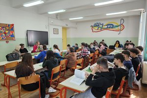 Dvije tisuće primjeraka dvojezične knjige „Multikulturalnost u MOJOJ Istri - La multiculturalità nella MIA Istria“ u rukama osmaša