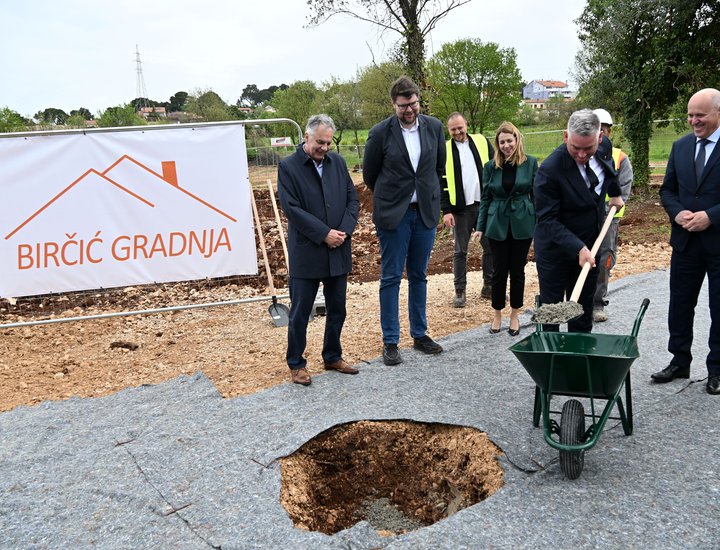 Polaganjem kamena temeljca u Puli započela gradnja 65 POS stanova