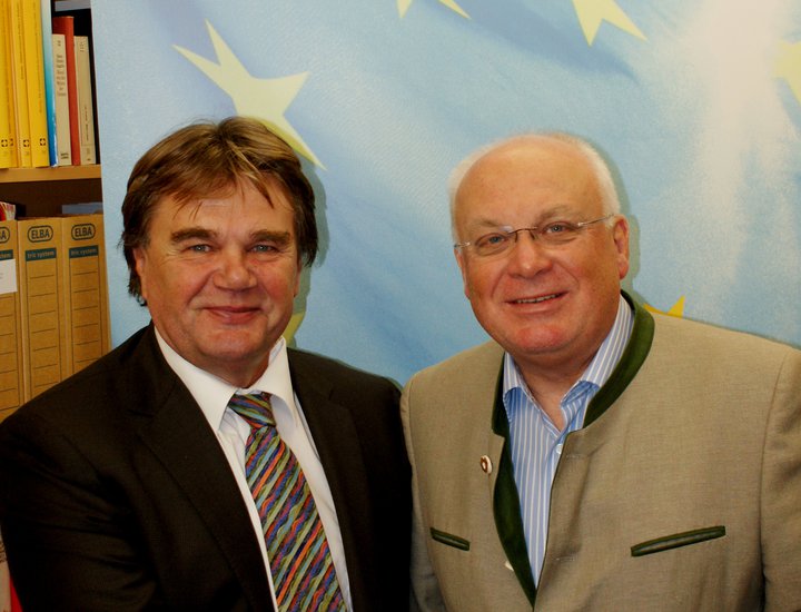 Il Presidente della Regione Jakovčić in visita all'Istituto delle Regioni d'Europa