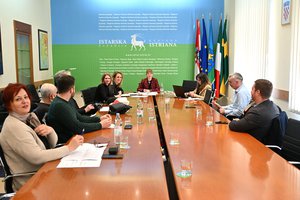 Usvojen Godišnji program rada Gospodarsko-socijalnog vijeća za 2026. godinu, a poslodavci bilježe veće potrebe za radnom snagom od broja raspoloživih radnika