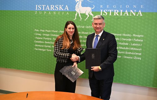 Župan Miletić potpisao ugovor s Istarskim domovima zdravlja: 180.000 eura za medicinske stipendije