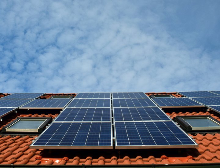 La Regione Istriana cofinanzia la realizzazione della documentazione tecnico-progettuale per l'installazione di un impianto solare per la produzione di elettricità nelle abitazioni