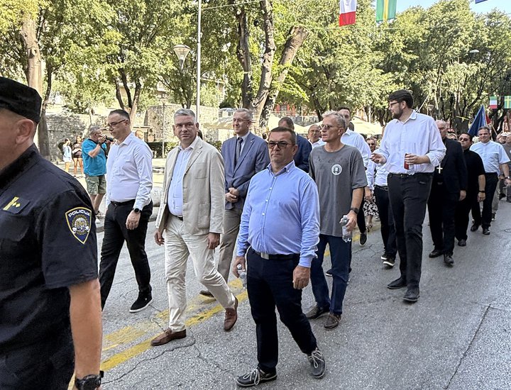 14. Mimohodom hrvatskih branitelja Istarske županije obilježen Dan pobjede i domovinske zahvalnosti i Dan hrvatskih branitelja