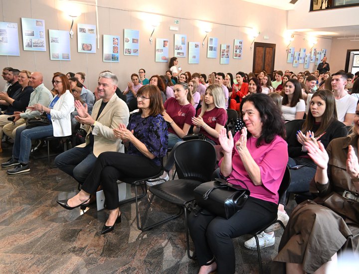 Više od 200 srednjoškolaca predstavilo projekte na završnici programa Škola i zajednica (ŠiZ)